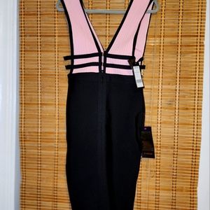 BEBE~ PLUNGE NECK BANDAGE DRESS